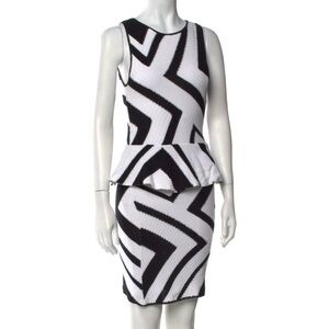 Alice + Olivia Monaco Crochet Peplum Dress Black & White Zigzag XS | NWT $597
